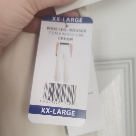 Cream Wide Leg High-Waisted Pants - Picture 2 of 4